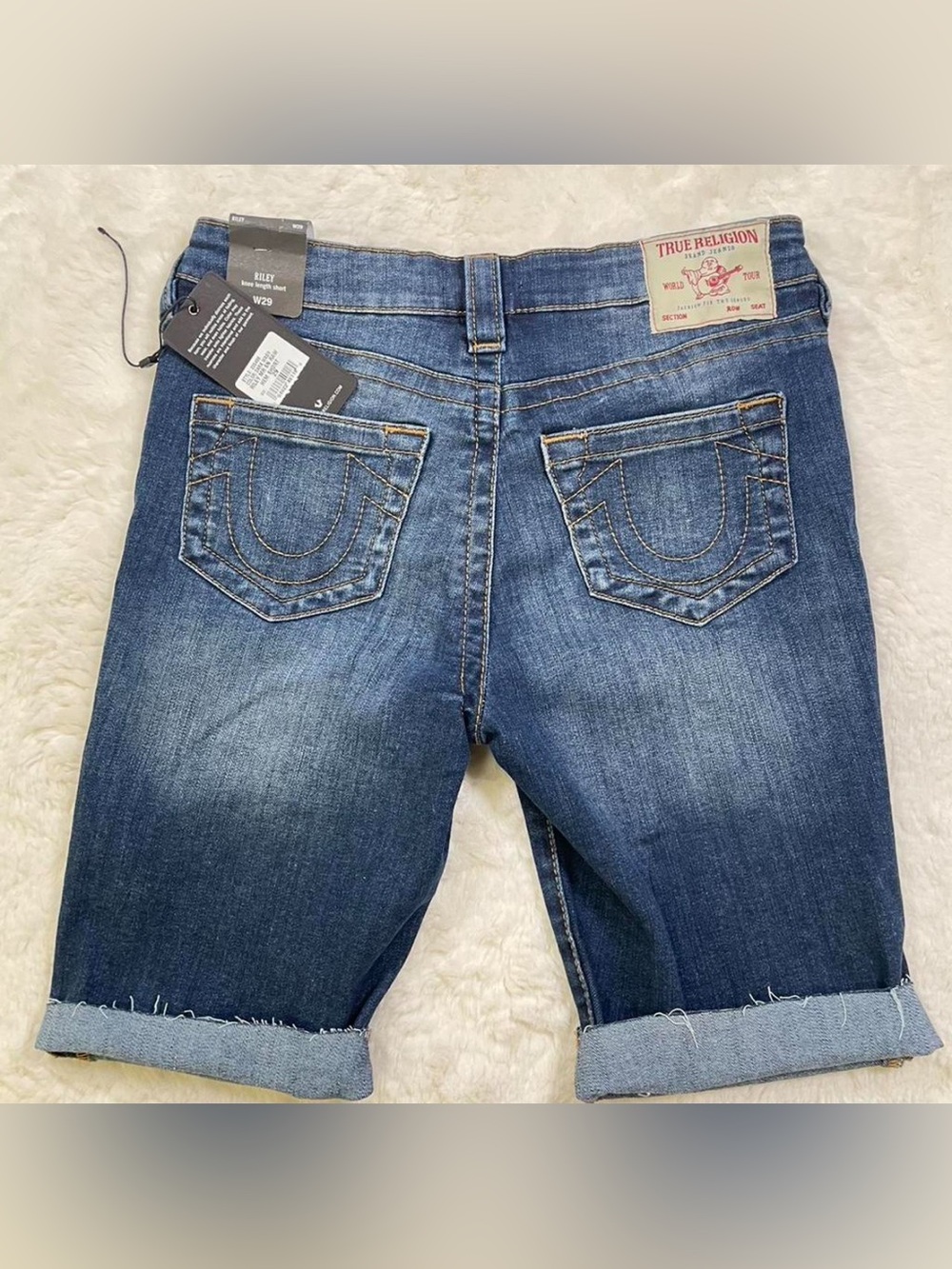 NWT True Religion Women's Medium Blue Rolled Hem Denim Shorts Size 29